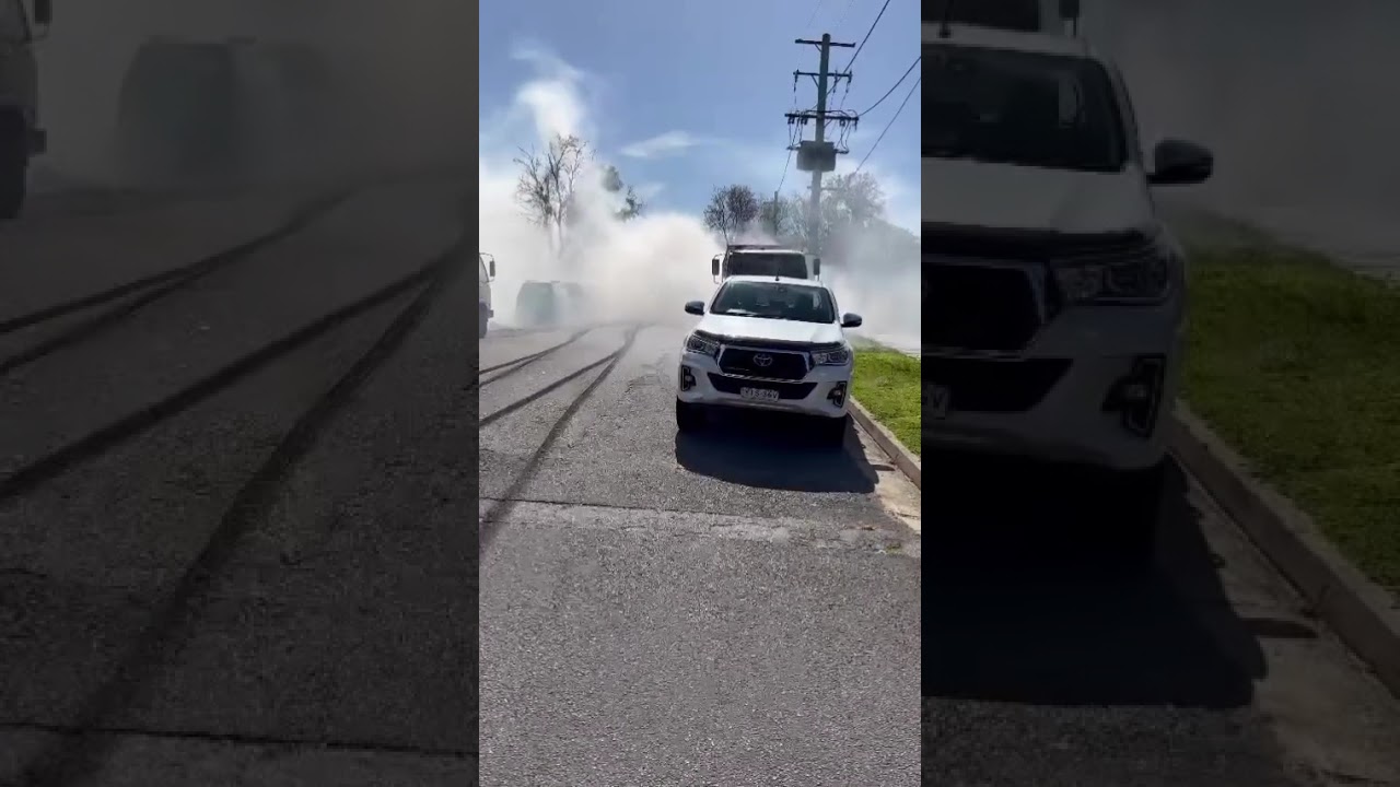 VU SS going off #holden #ss #v8 #ute #burnout