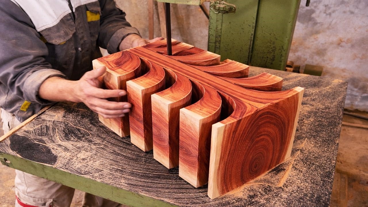 You Won’t Believe Your Eyes – A Master Woodworker Creates an Incredible Masterpiece