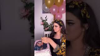 عيد ميلاد/شروق موديل . كل سنة وأنتي طيبة  😙😙