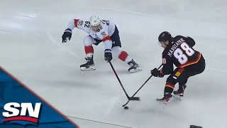 Flames' Dillon Dube Receives Slick Feed From Andrew Mangiapane To Score Shorthanded Goal