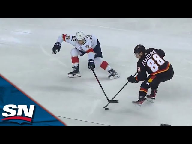 Andrew Mangiapane scores late to lift Flames over Ducks 2-1