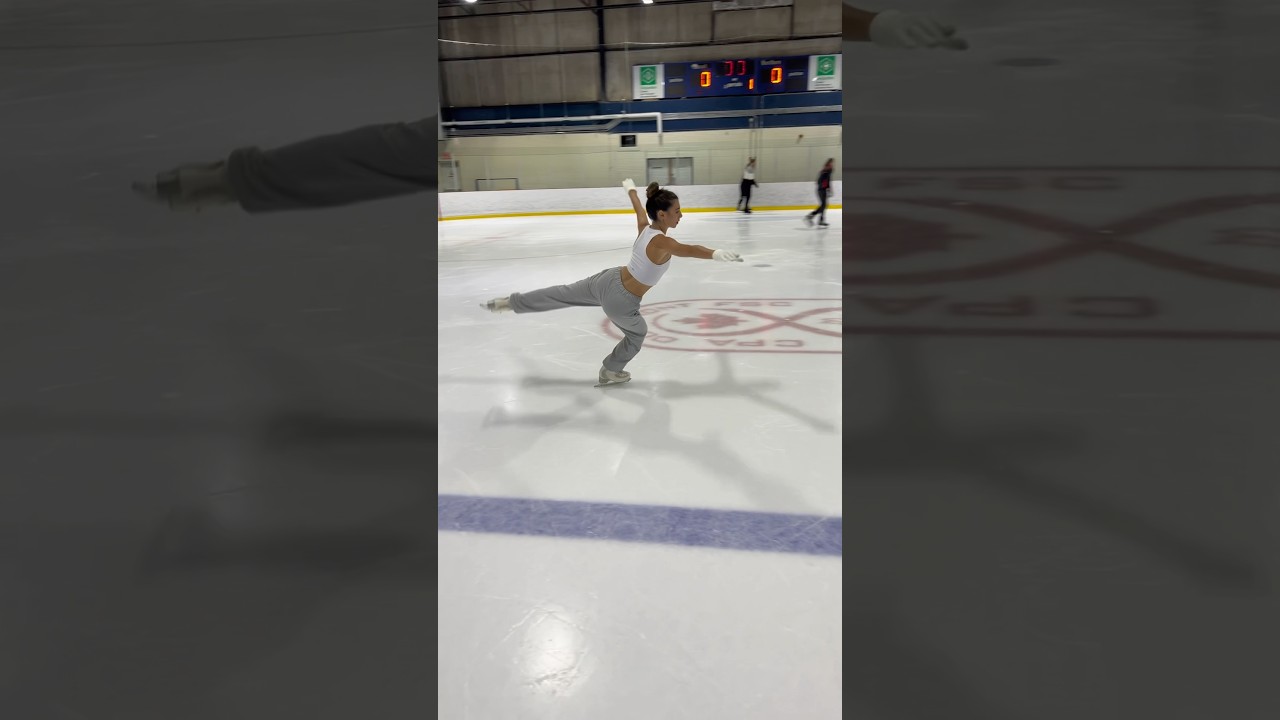 single axel jump 🤍 
