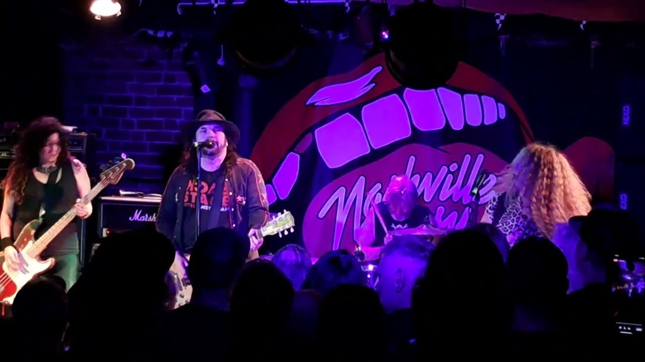 Nashville Pussy - You give drugs a bad name (live at the Tote 27/01/25)