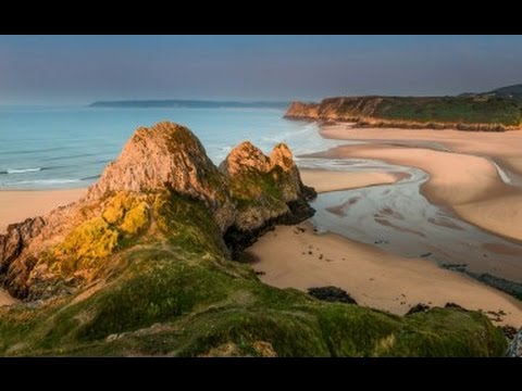 A walk through Three Cliffs to Pennard Castle (Gow...