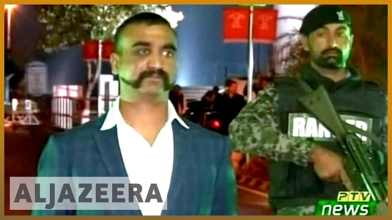 🇮🇳 🇵🇰 إطلاق سراح طيار هندي من قبل باكستان في "بادرة سلام" | الجزيرة الإنجليزية