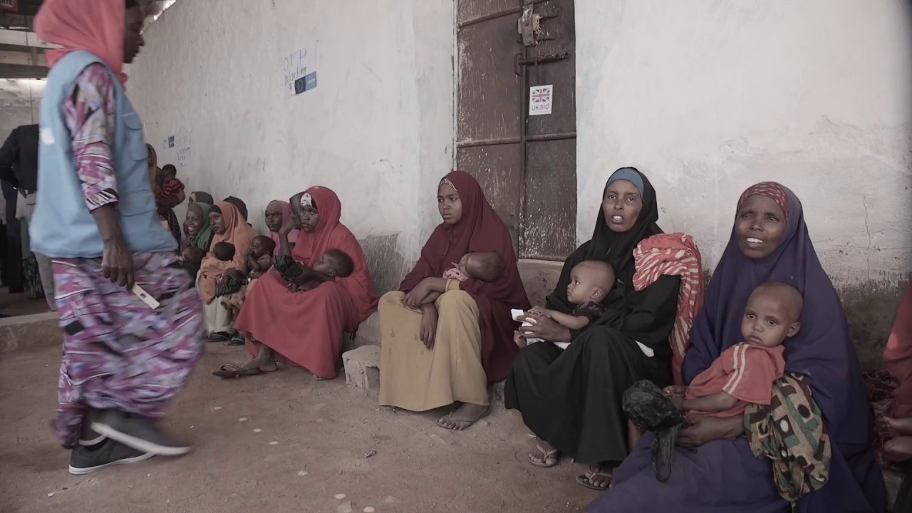 Children in Somalia need water and food