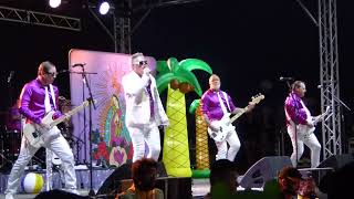 Me First and the Gimme Gimmes : Love Will Keep Us Together, live at Download Festival 2025