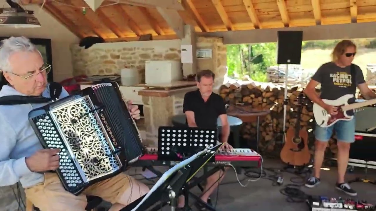 MISTRAL GAGNANT 100% RENAUD en répé cool...