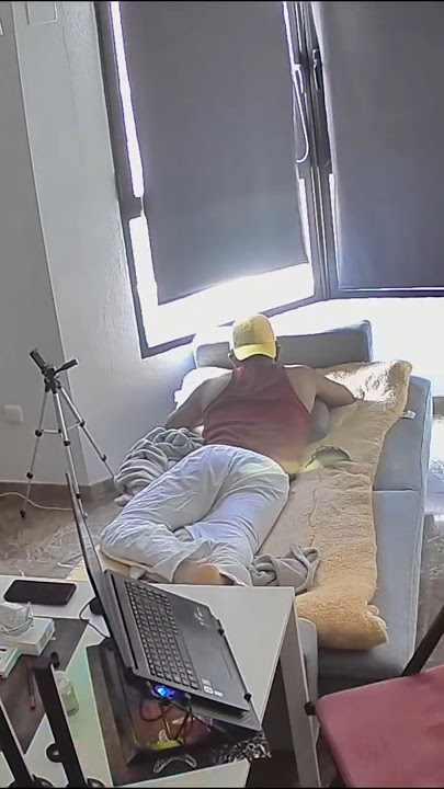 Sleep Stream 28/9/2025 #hrsleep #schlaf #shorts #stream #sleeping #sleepstreaming