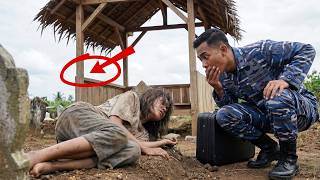 After 7 Years On Duty This Indonesian Navy Officer Was Shocked To Find His Wife Sleeping On A Gr