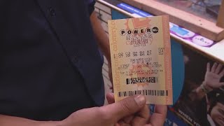 Michigan resident win $842M Powerball jackpot