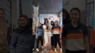 Download Lagu Kartika Berliana Gym(11) MP3