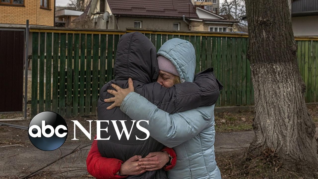 Death and destruction in Bucha, spring flowers, the Masters: World in Photos, April 7