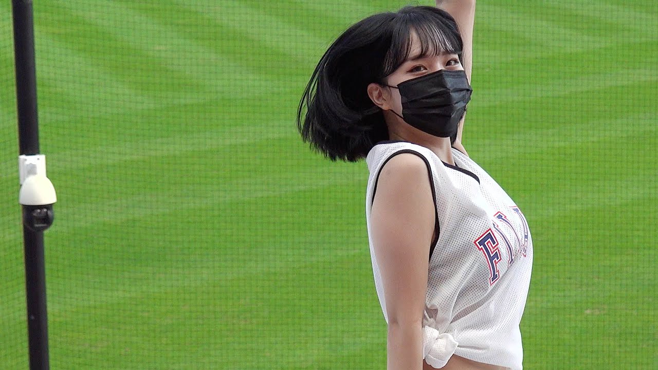 [아이컨택4K직캠] 박성은 치어리더의 Dun Dun Dance♪♪ (09.21)