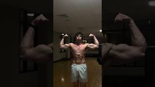 Lock in for I tweak 😋😋 #gym #fyp #trending #aesthetics #foryou