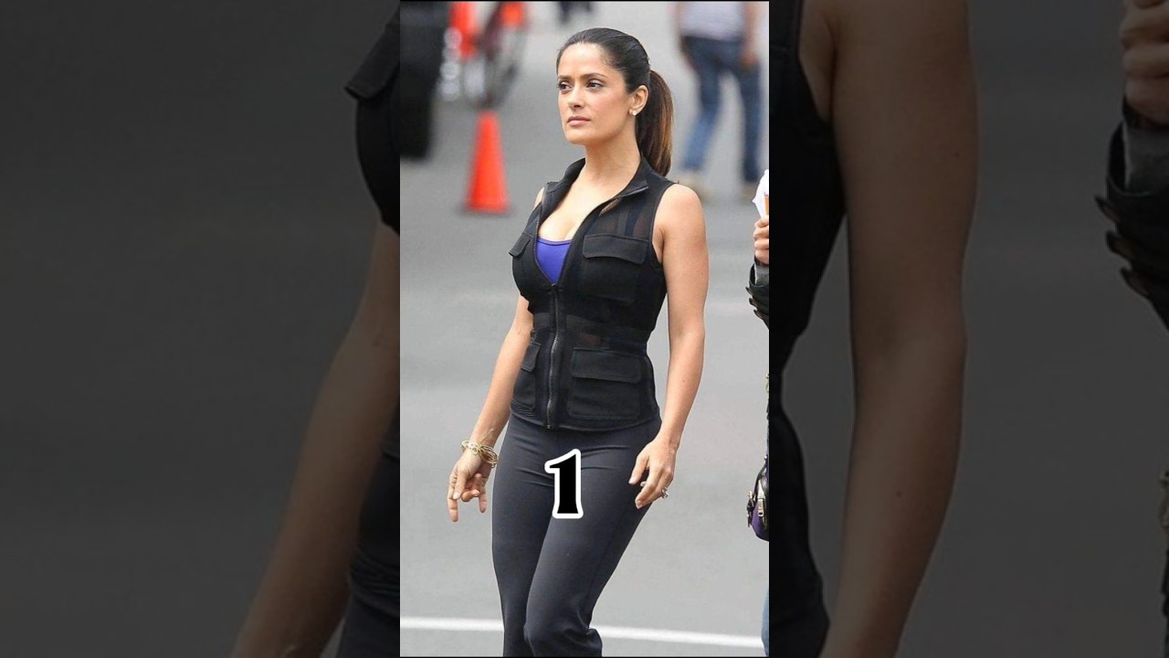 Top 10 most beautiful Brunette Women 2025 