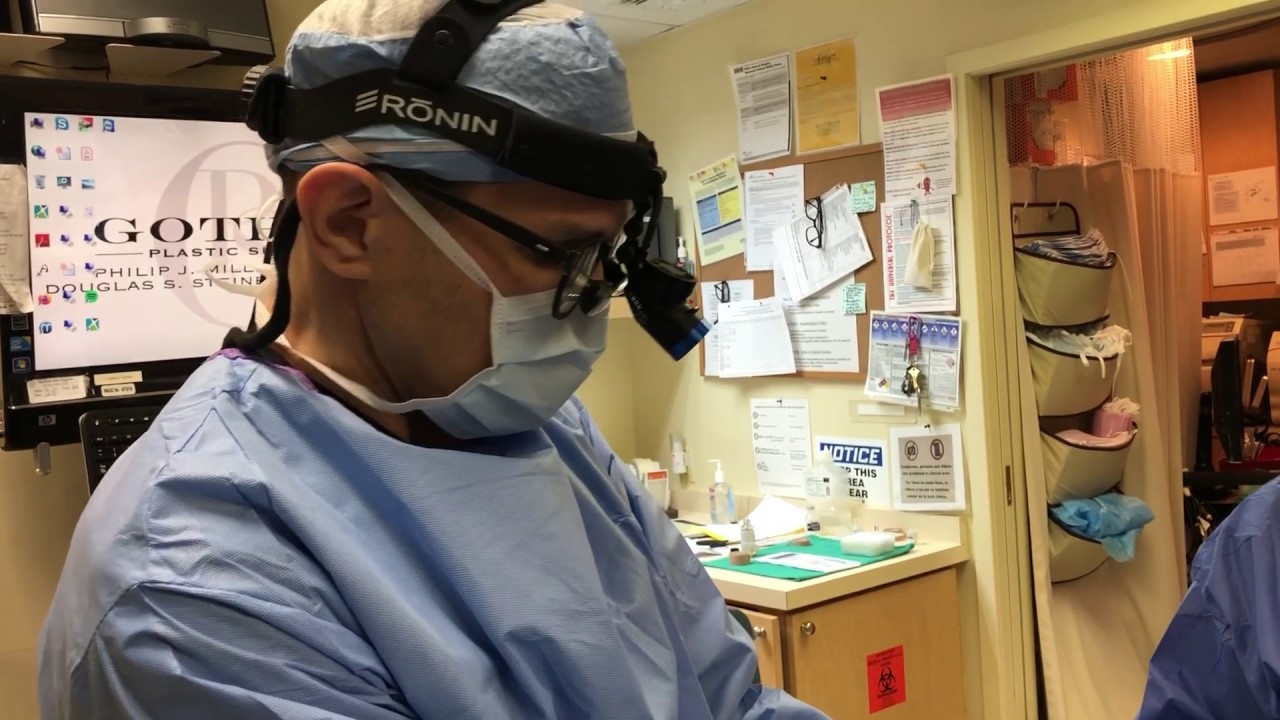 NYC Facial Plastic Surgeon Custom Builds a Jaw-Dropping Chin Implant