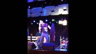 Eric Middleton At The Conga Roomfohole