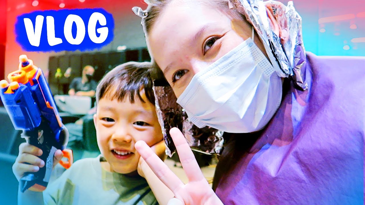 CORTEI e PINTEI o cabelo no SALÃO COREANO!