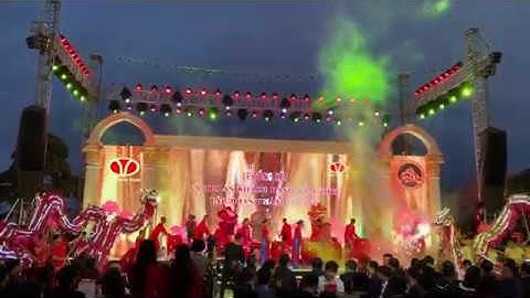 Biểu diễn trống hội Rồng led đặc sắc tại lâu đài Thành Thắng Ninh Bình