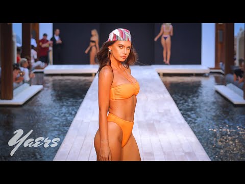 Video: Swimwear 2019 - мода тренддери