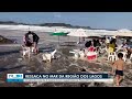 Ondas de até três metros na Praia do Forte em Cabo Frio, no RJ