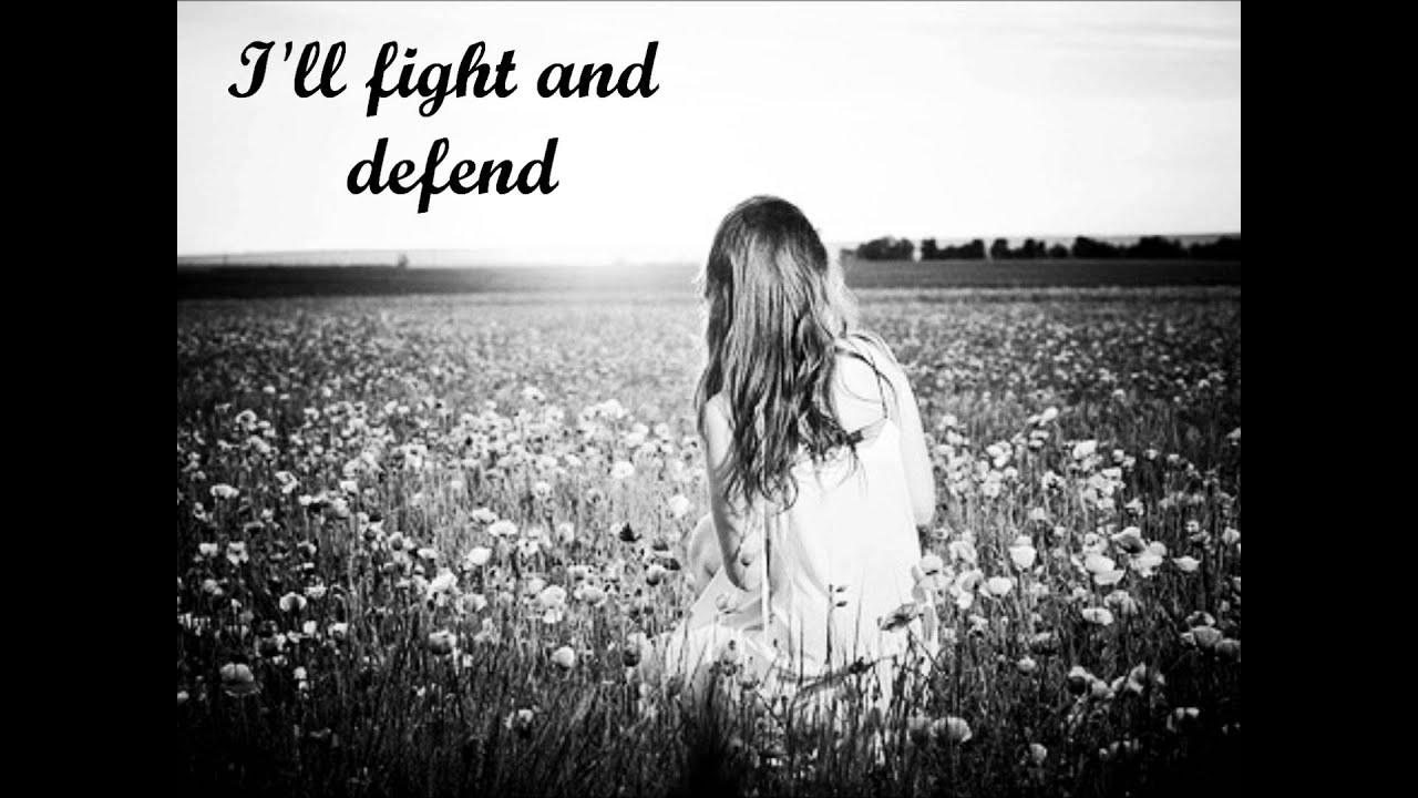 Avril Lavigne Keep holding on (with lyrics) YouTube