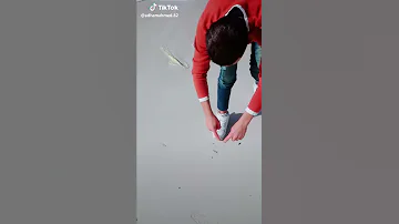 اعيش من غيرك ازاي بس و اسمك مش مفريقني 