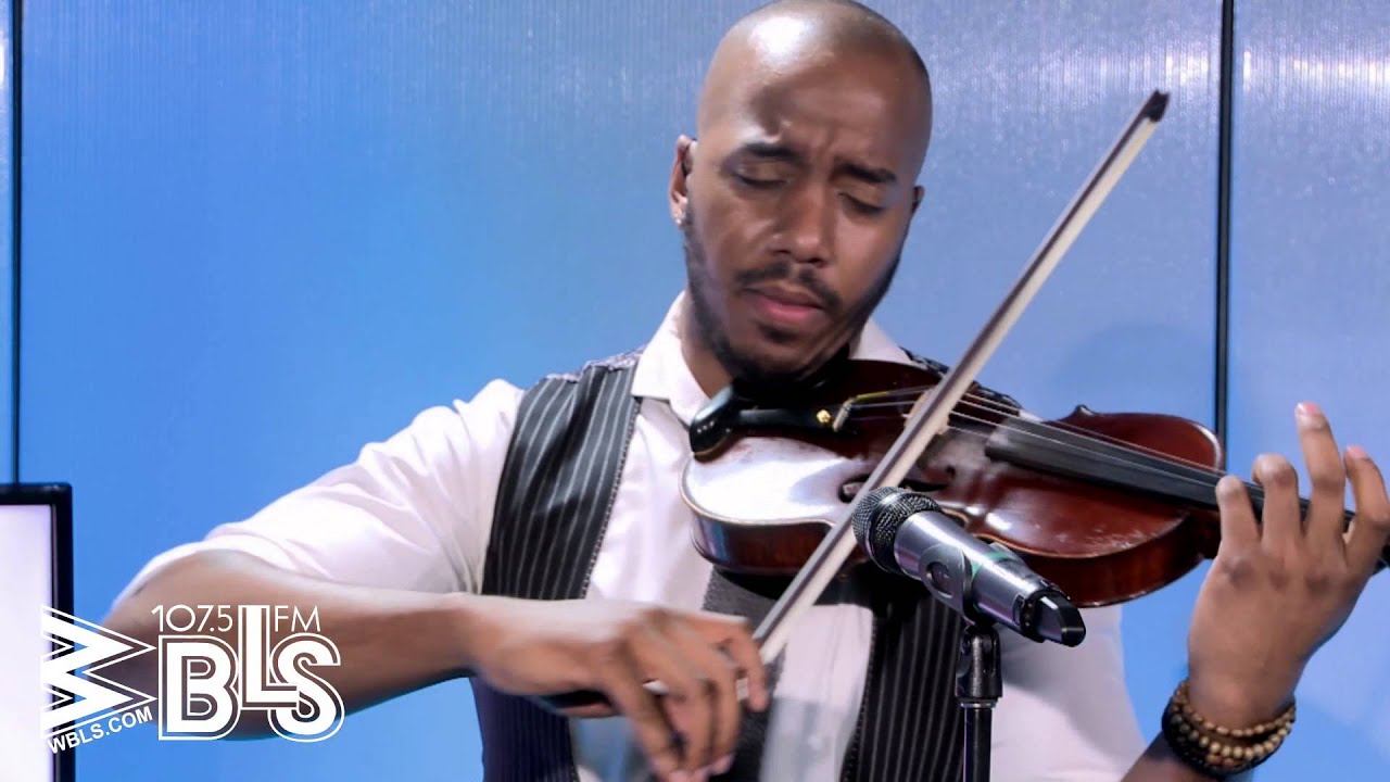 Violinist, Damien Escobar pays tribute to Whitney Houston live YouTube