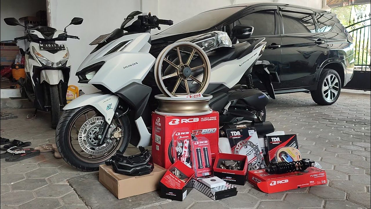 Modifikasi Vario 160cc sang Owner UDA Fotocopy