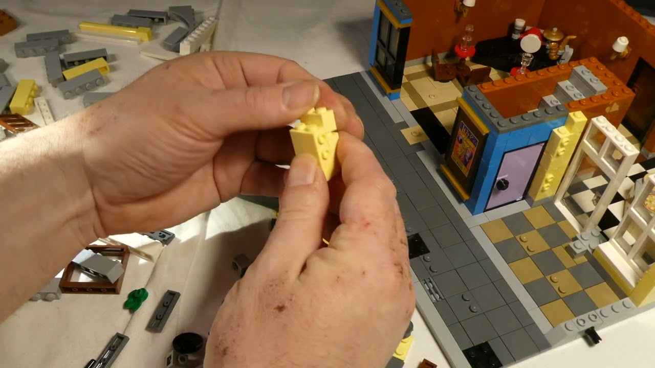 Building Lego Icons Jazz Club SET 10312 PART 4