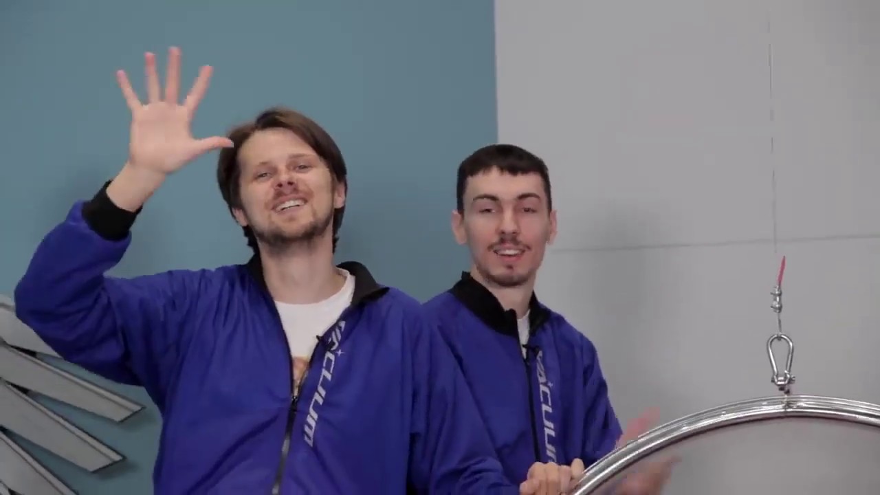 Парни пробуют КРОКОДИЛ В АЭРОТРУБЕ - SMETANA TV в гостях у VACUUM!