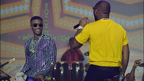 OMG! Wizkid and Davido end their rivalry as they perform FiA Together