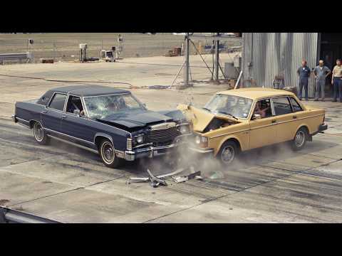 1978 Lincoln Continental vs Volvo 240: The Crash Test That Changed Car Safety.