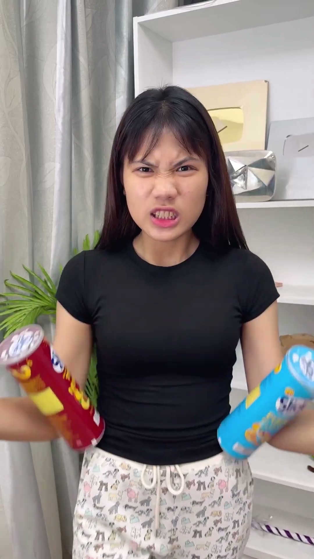 LNS - Cậu bé tội nghiệp bị hoá đất sét || Paws plasticine boy ?