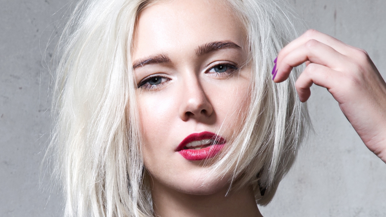 8 hair mistakes that make you look older