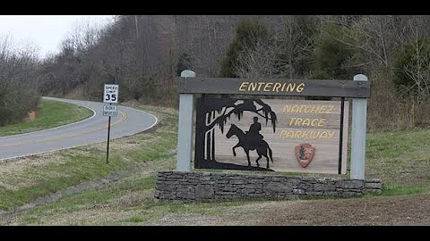 Strange Tales of the Natchez Trace (Jerry Skinner ...