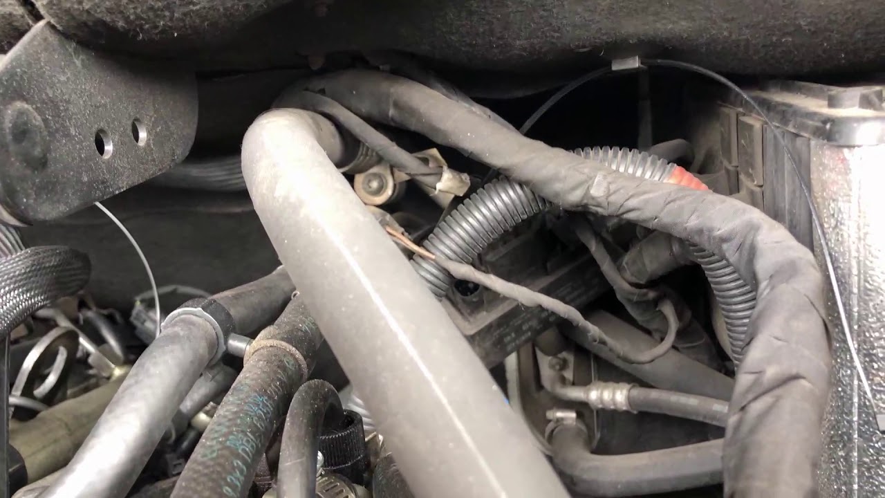 Glow Plug Relay Location Mercedes Vito W639 - Youtube