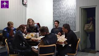 AVENGERS MAKAN BARENG GREEN SCREEN