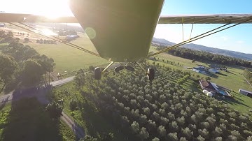 Piper Cub one-wheeled touch and go