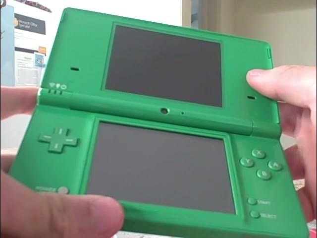 Nintendo DSi Unboxing Pt1 (Blue) 