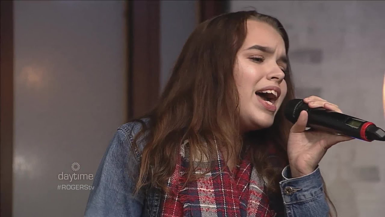 2018 Ottawa Idol winner Victoria Rose