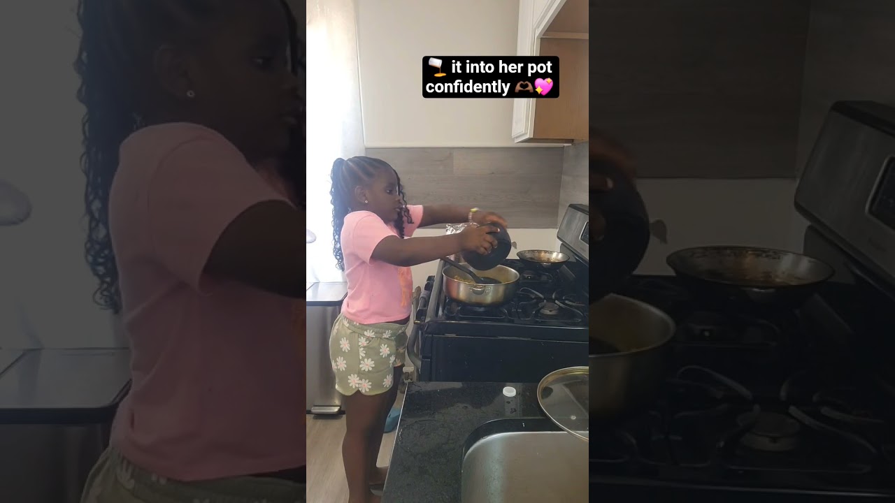6-Year-Old Chef Zyliah Washes Potatoes Then Shows Off Her Chicken! 🍗👩🏽‍🍳✨" 