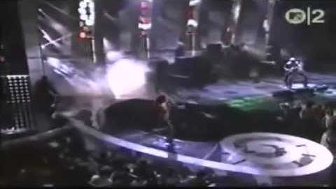 Pras ft. ODB, Mya, Wyclef Jean : Ghetto Superstar / On Till November Live At The 1998 MTV VMAs