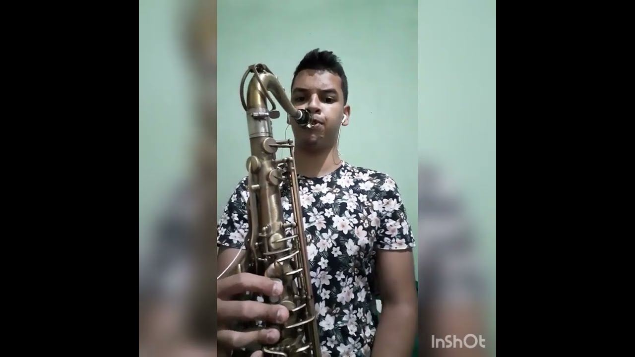 CCB Hino 424 no sax tenor ( escutar com fone)