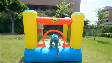 Smyths Toys - AirFlow 6ft Bouncy Castle