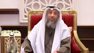 هل الذي يصلي في منزله يكون منافق الشيخ د.عثمان الخميس