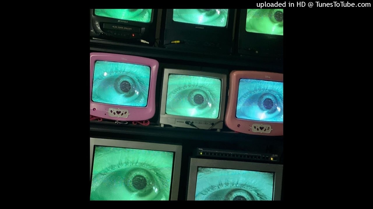 Holly M3LO x 3REE TYPEBEAT