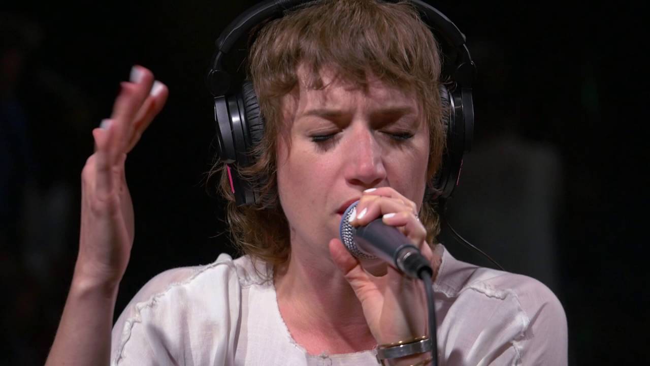 Pure Bathing Culture - Palest Pearl (Live on KEXP) 