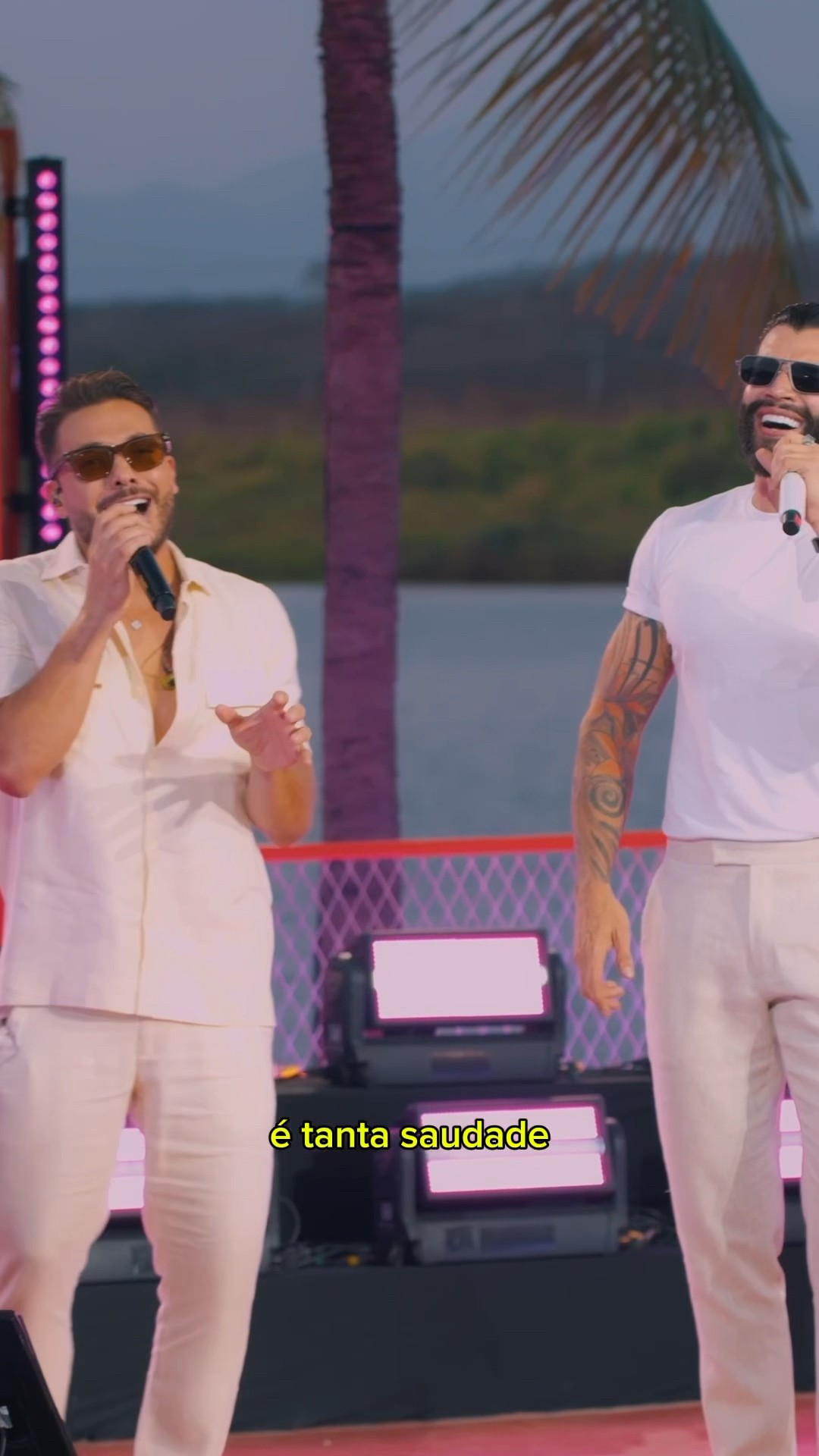 “A Dor Desse Amor” Na Pegada Do Arrocha